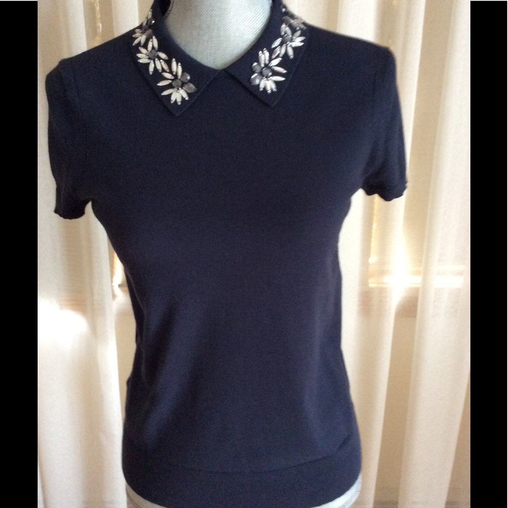 ANN TAYLOR navy top. Size S.